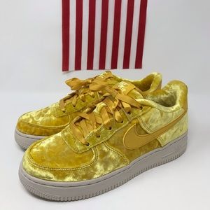 Nike Air Force 1 LV8 GS 5Y “Mineral Gold Velvet”